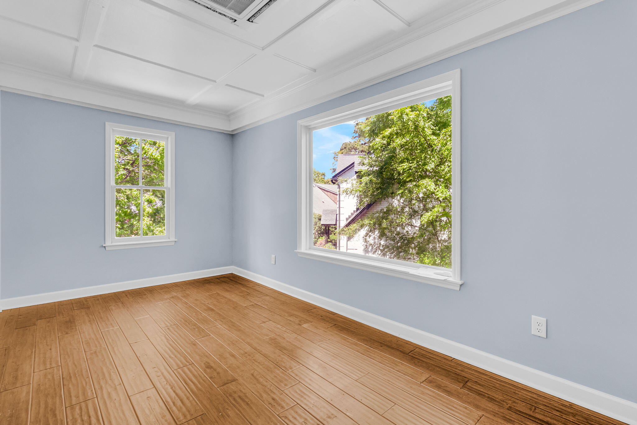 594 Heron Pointe Boulevard