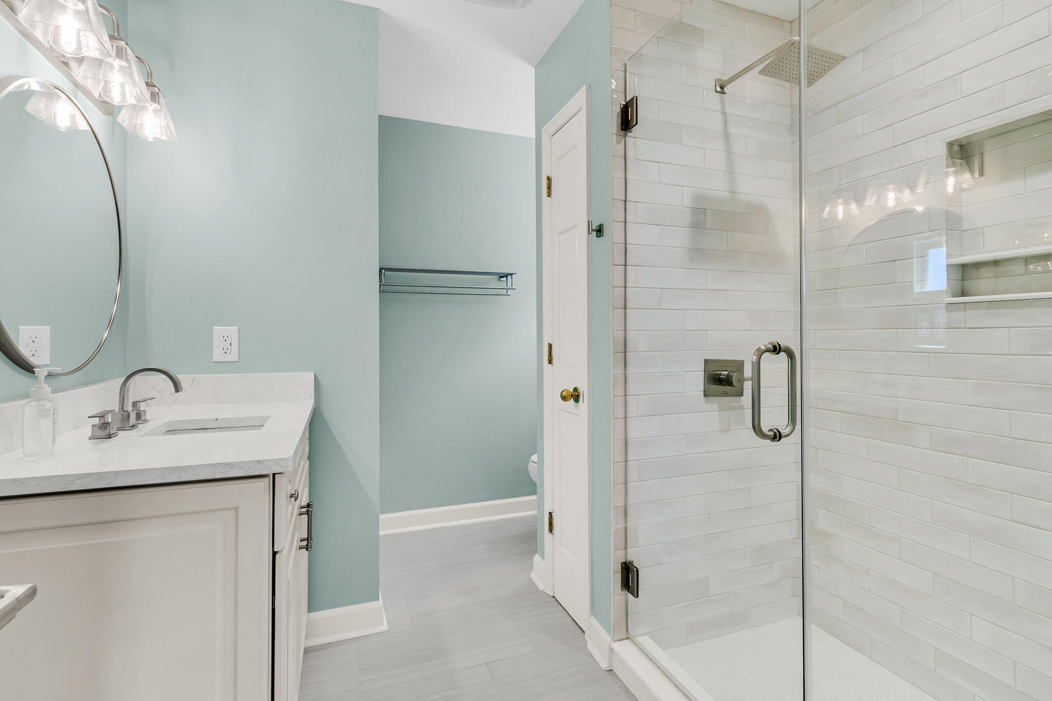 594 Heron Pointe Boulevard