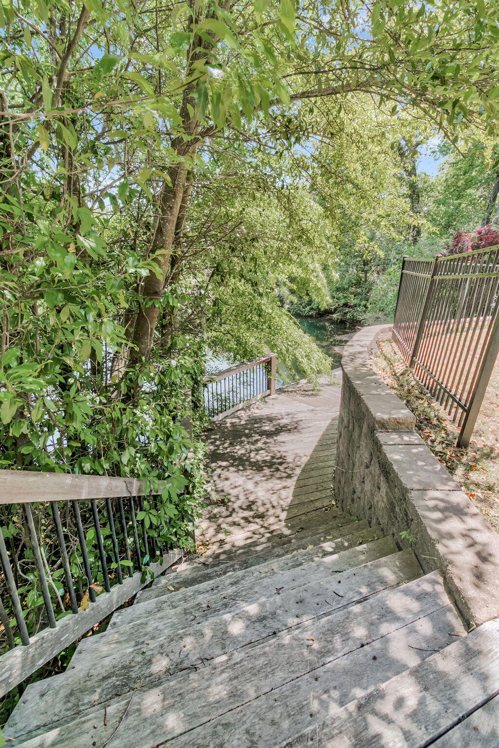 594 Heron Pointe Boulevard