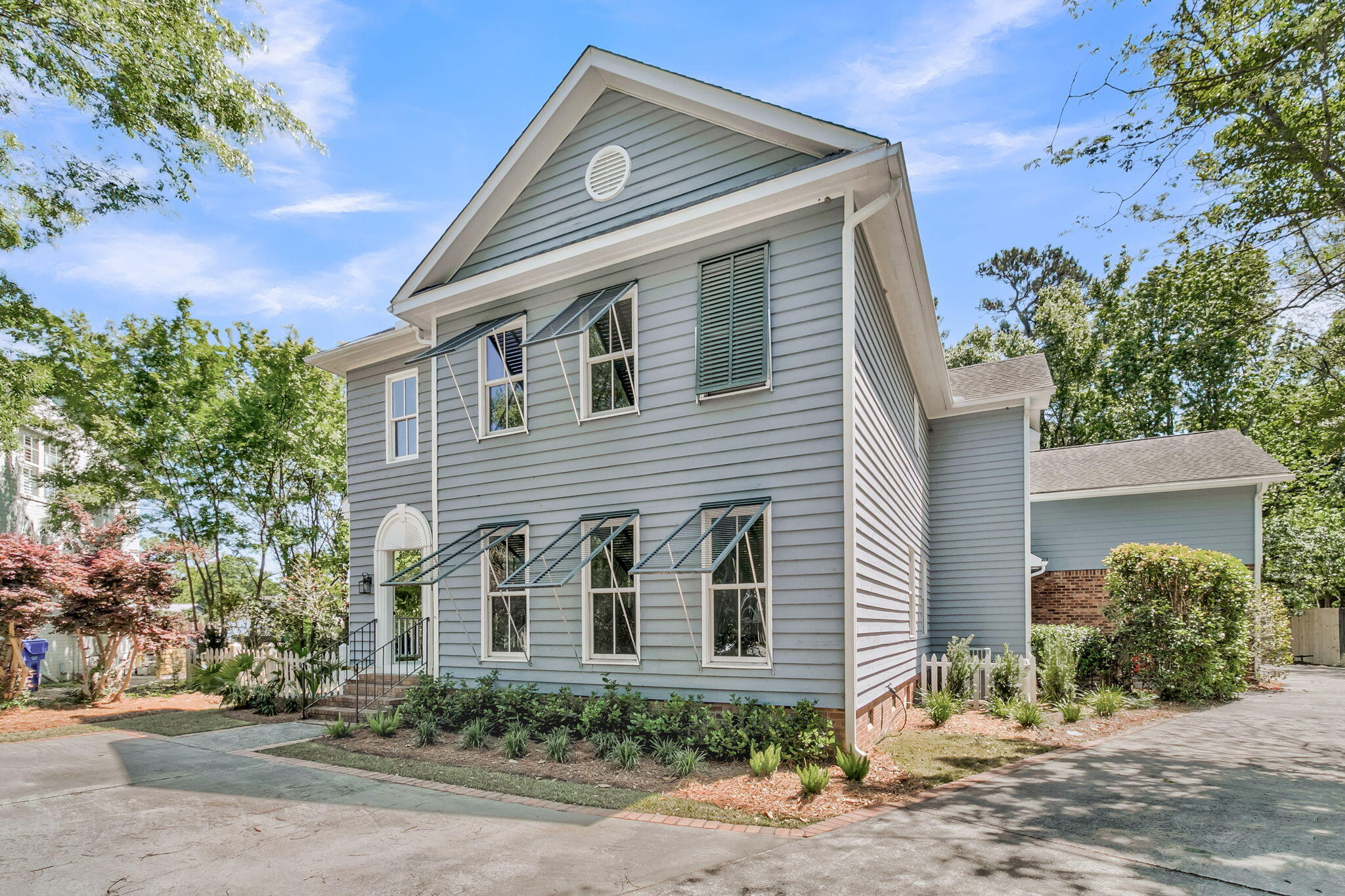 594 Heron Pointe Boulevard