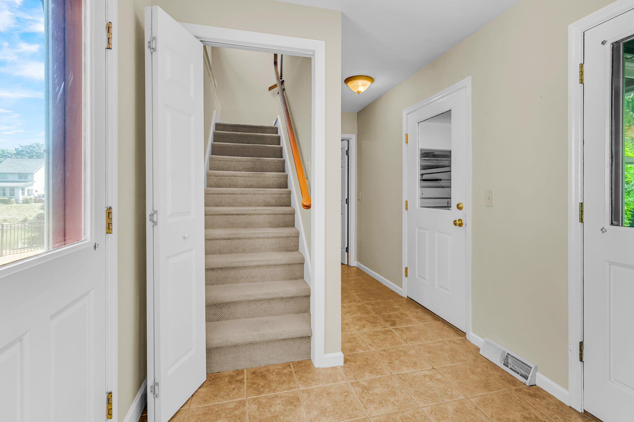 594 Heron Pointe Boulevard