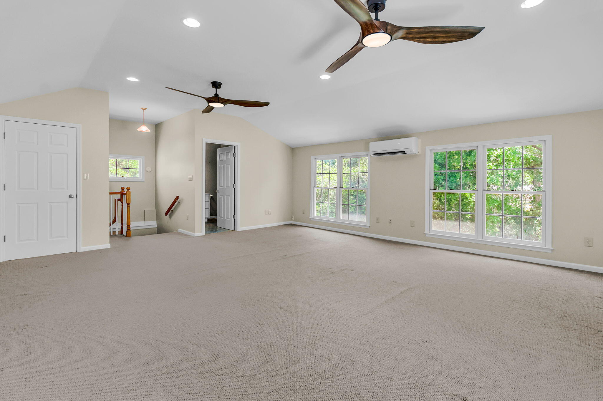 594 Heron Pointe Boulevard