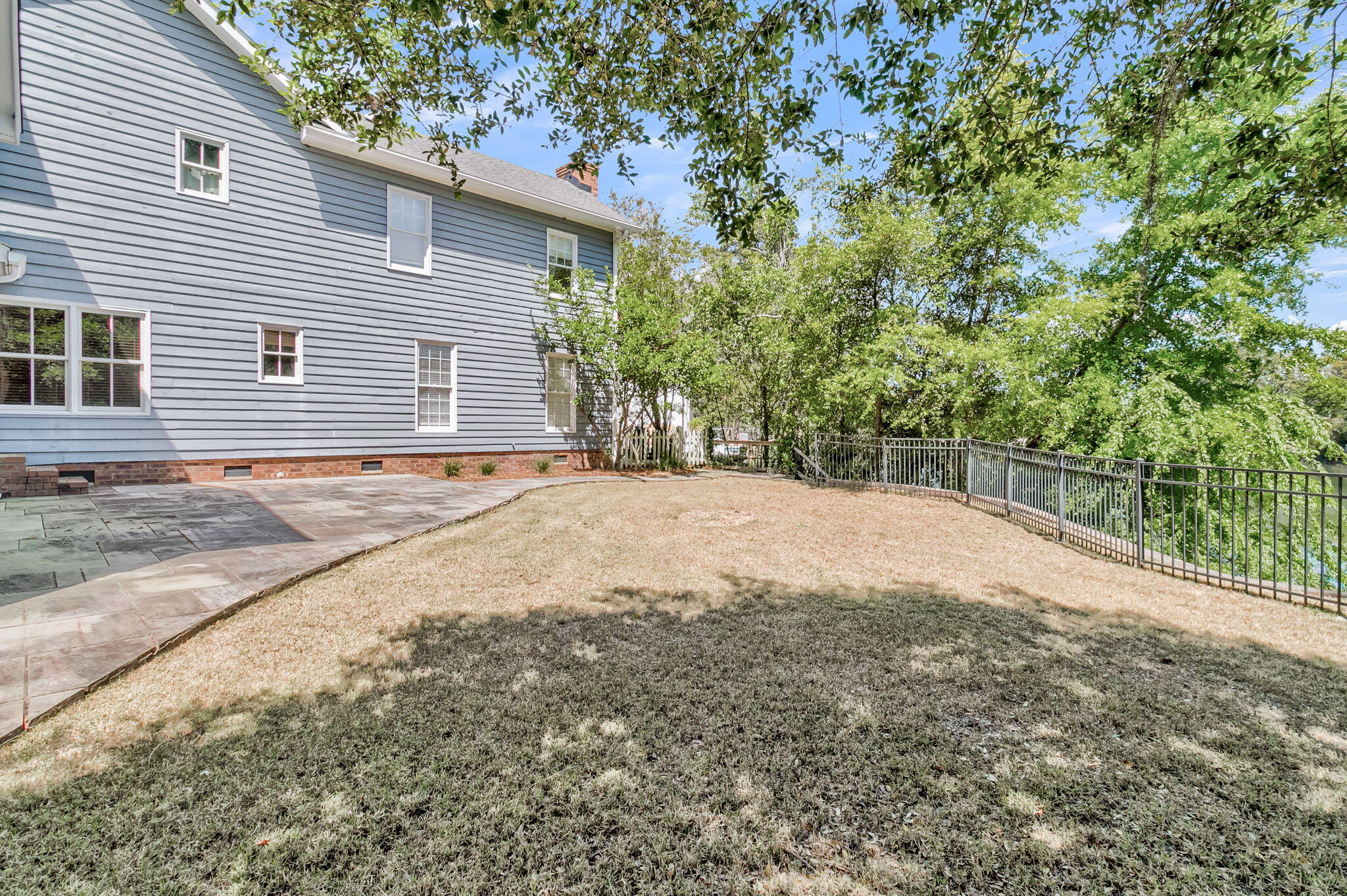 594 Heron Pointe Boulevard