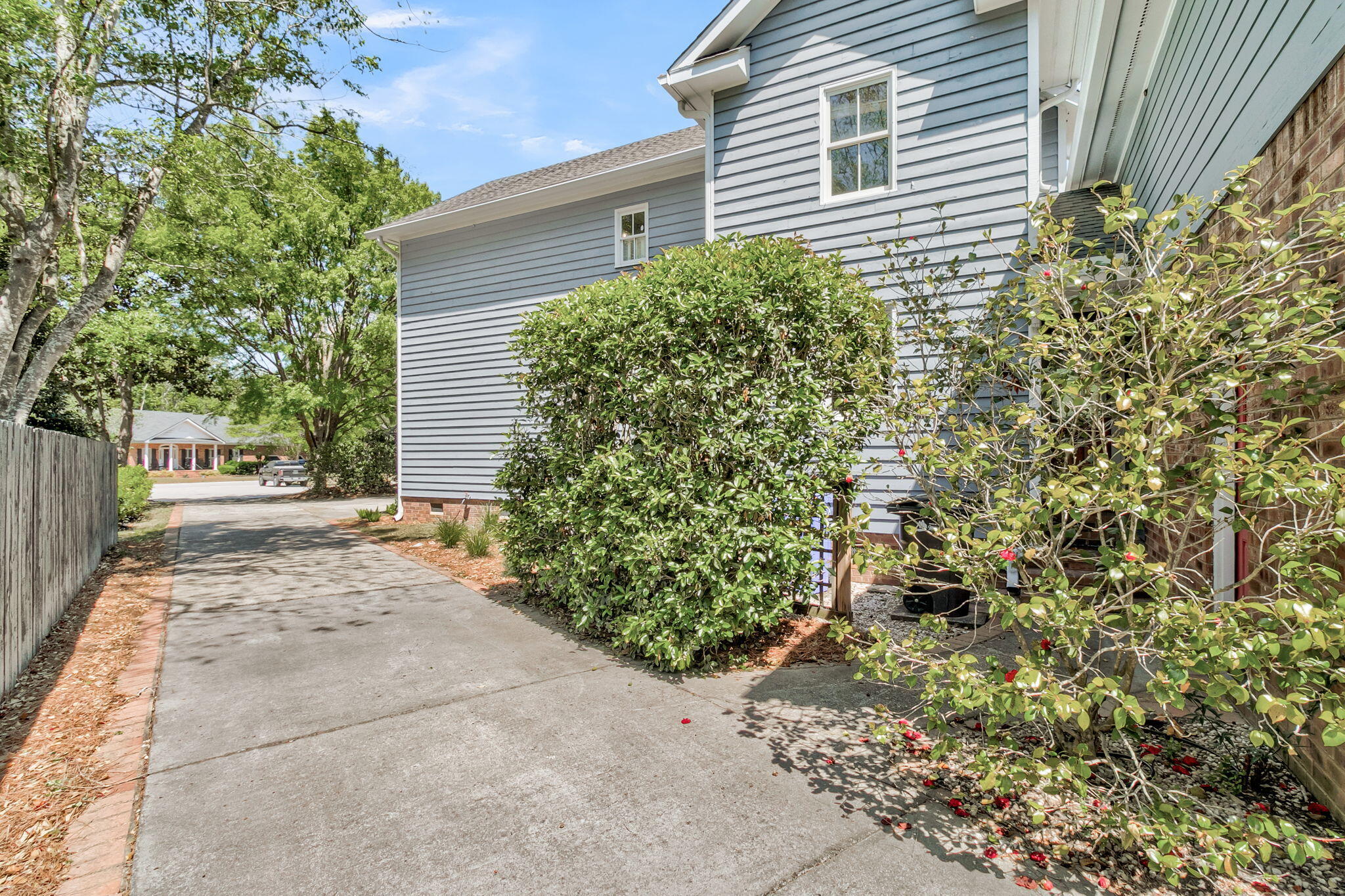 594 Heron Pointe Boulevard