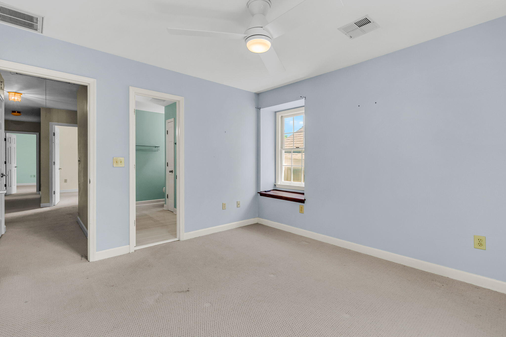 594 Heron Pointe Boulevard