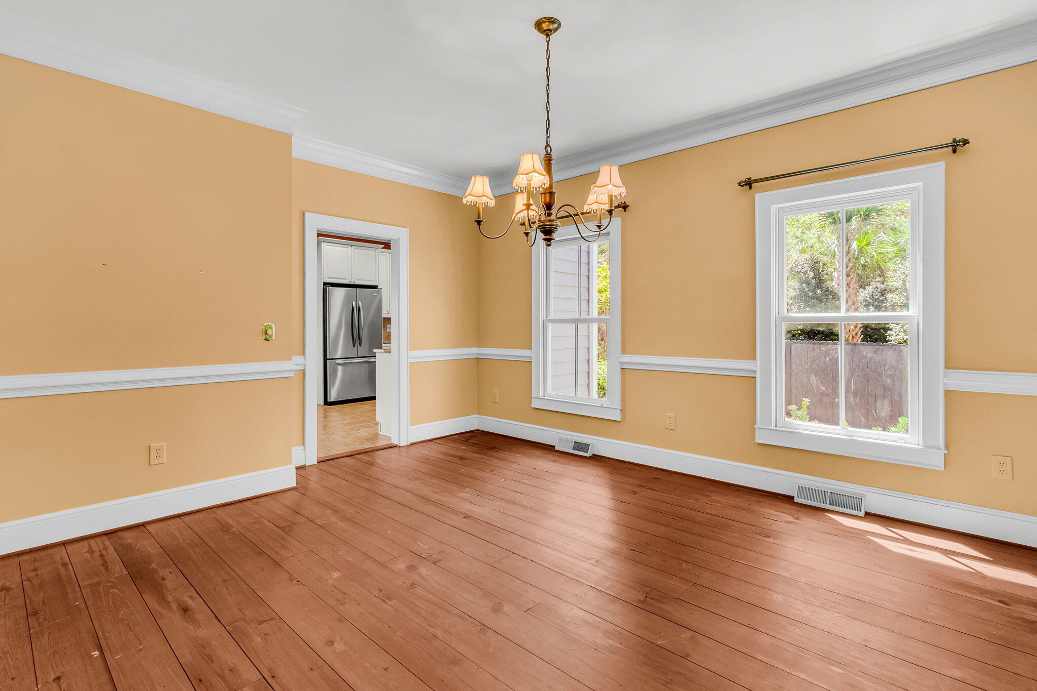 594 Heron Pointe Boulevard