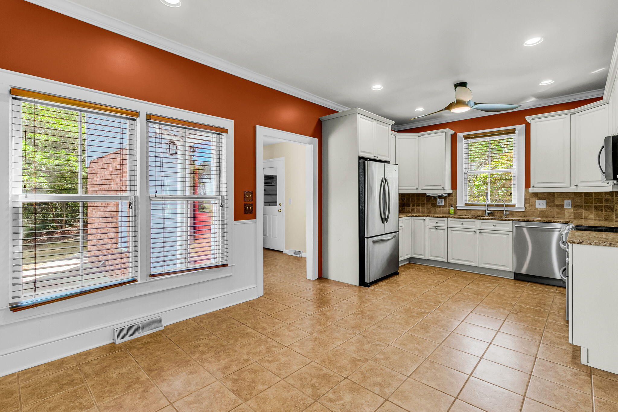 594 Heron Pointe Boulevard