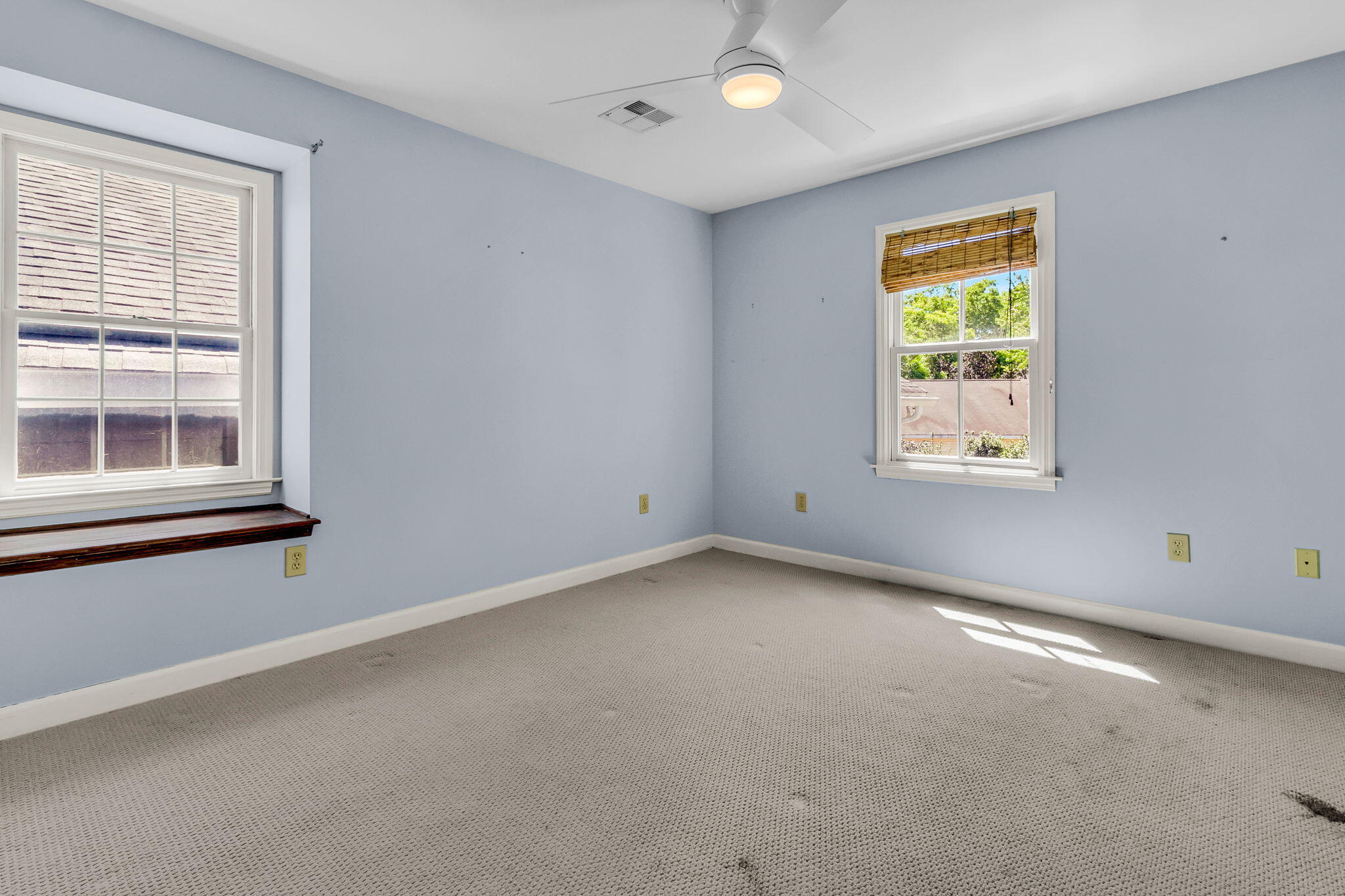 594 Heron Pointe Boulevard