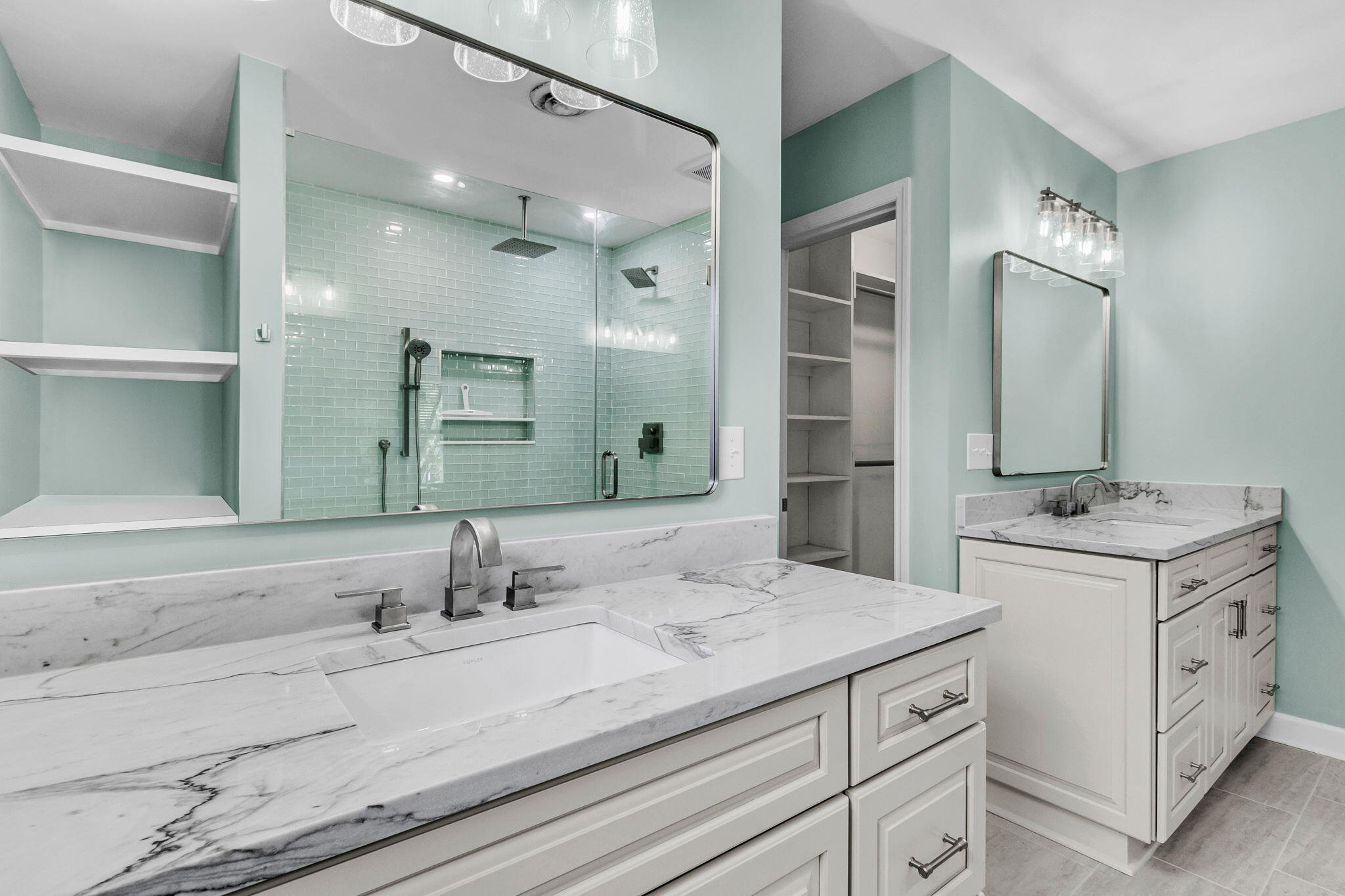 594 Heron Pointe Boulevard