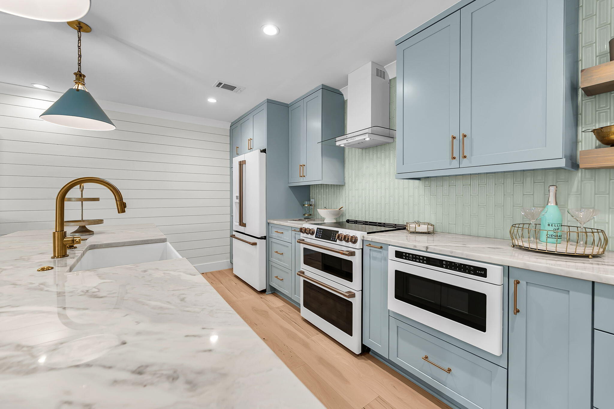 1481 Center Street Extension # 204