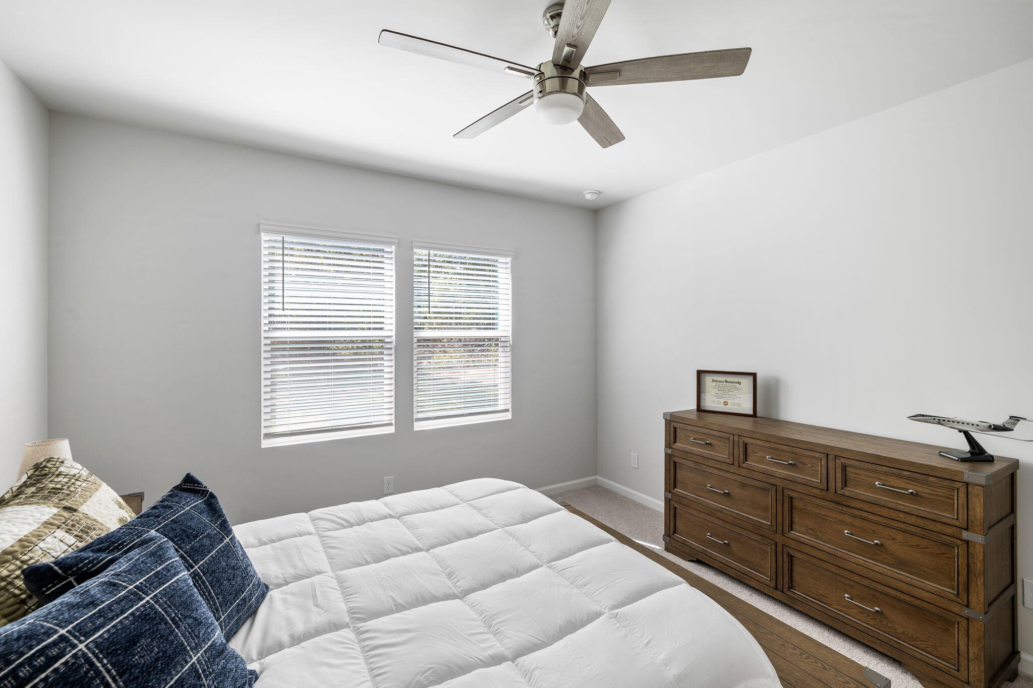 732 Meadowbrook Lane