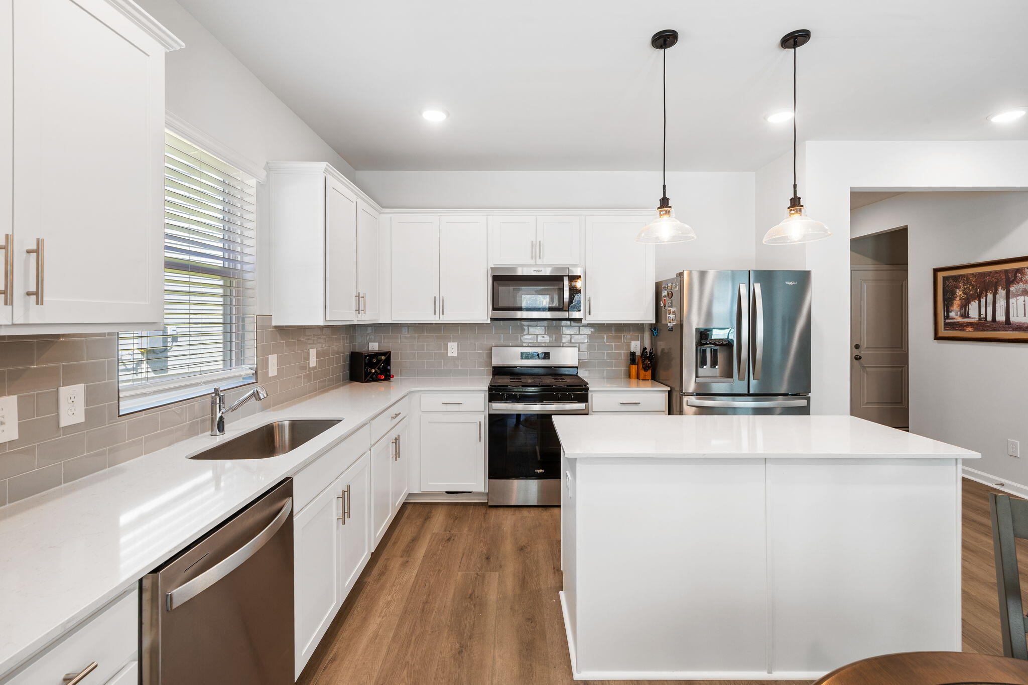 732 Meadowbrook Lane