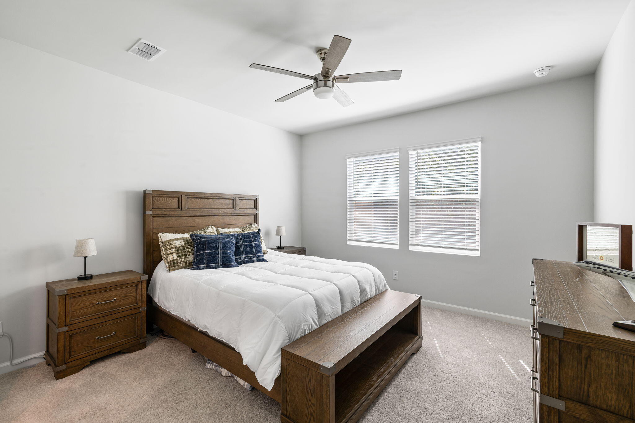 732 Meadowbrook Lane