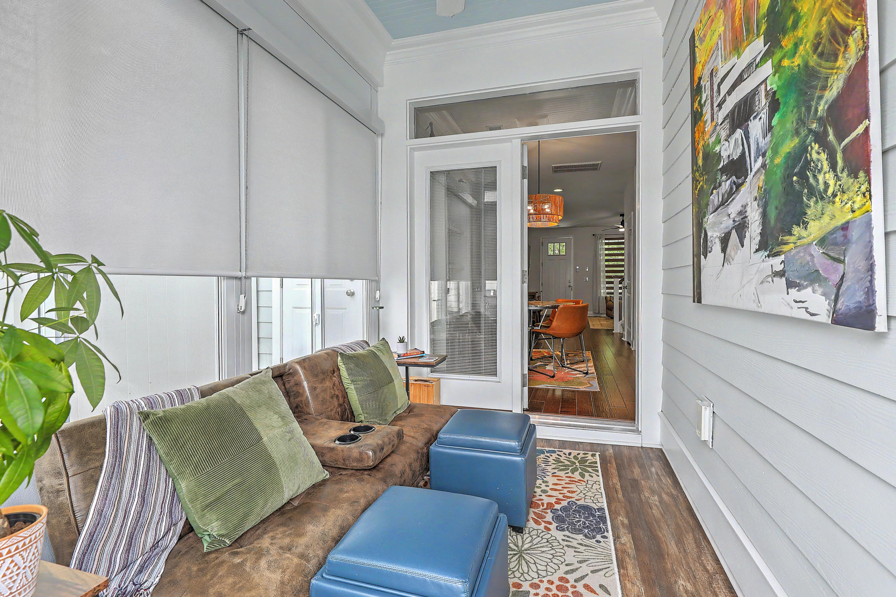 844 Rue Drive