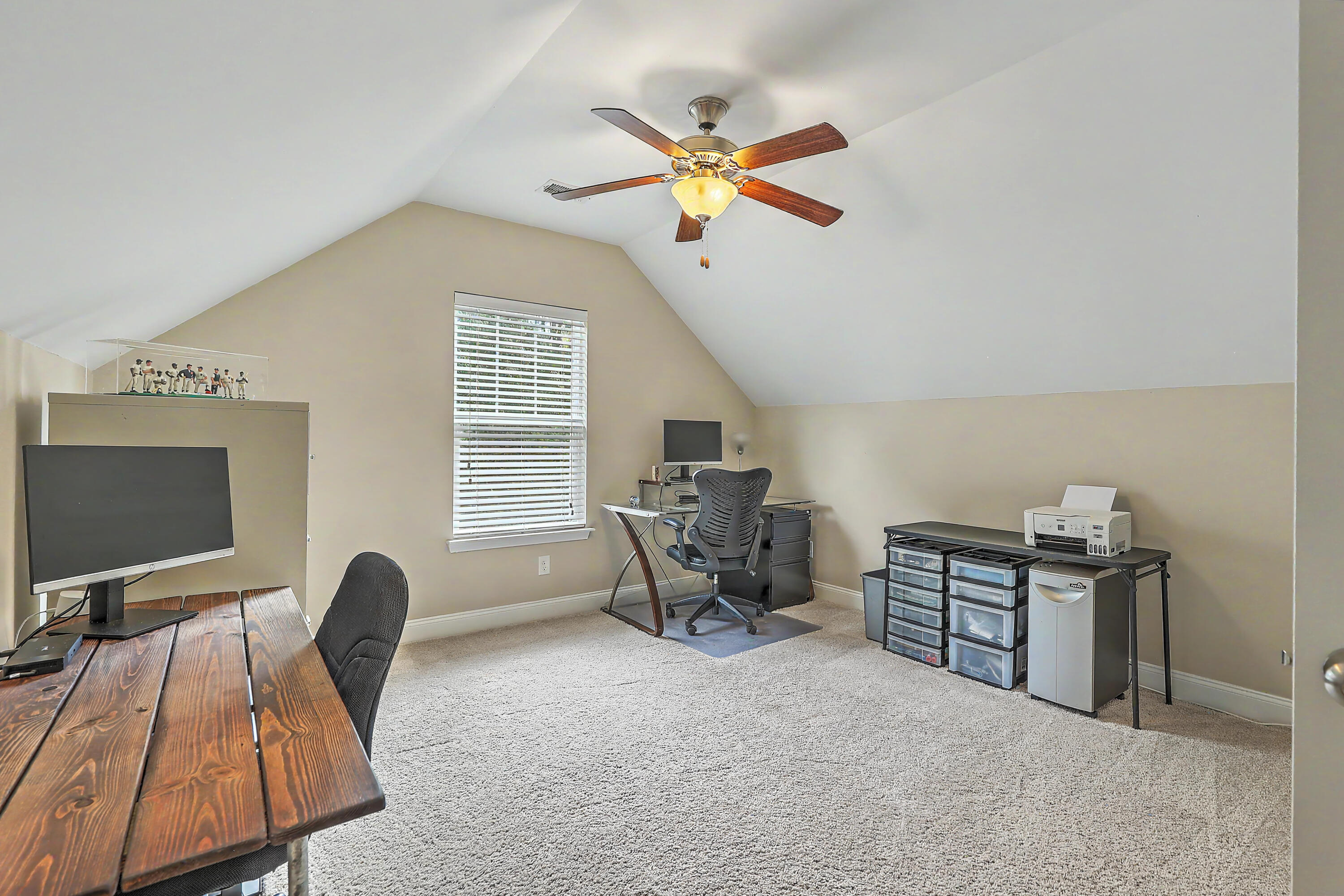 844 Rue Drive