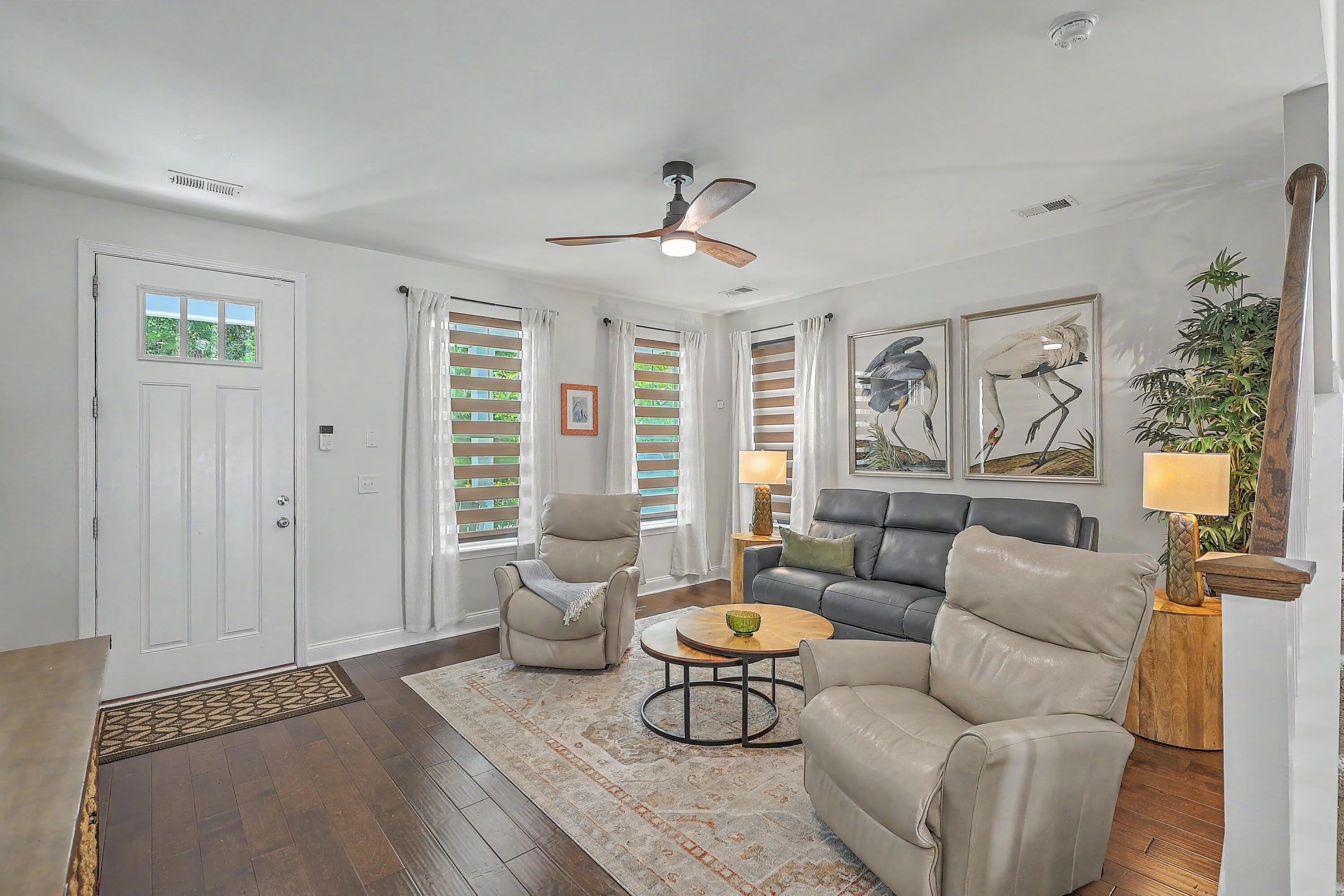 844 Rue Drive