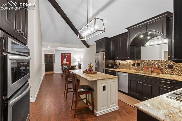 704 Count Pourtales Drive