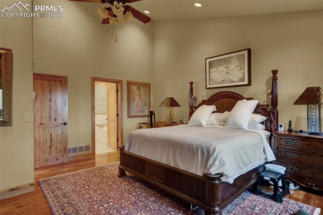 948 Manor Gate Point