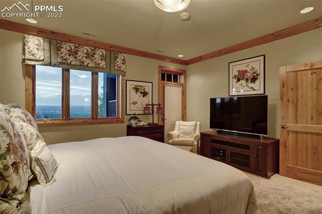 948 Manor Gate Point