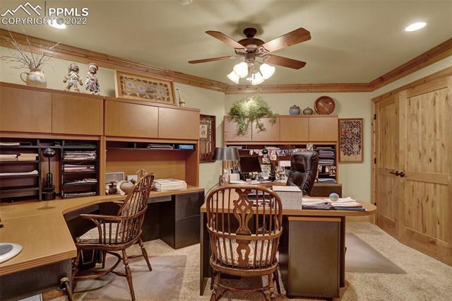 948 Manor Gate Point