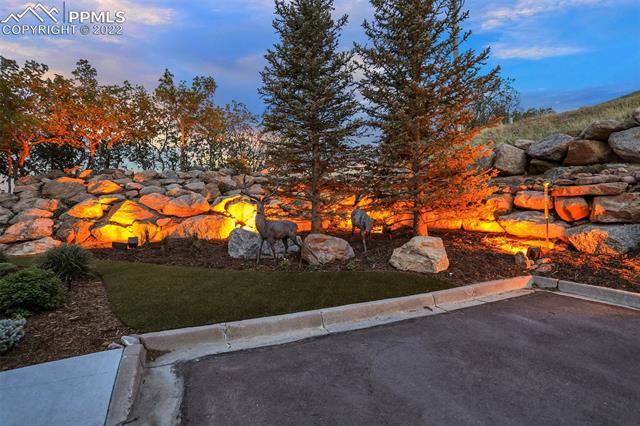 948 Manor Gate Point