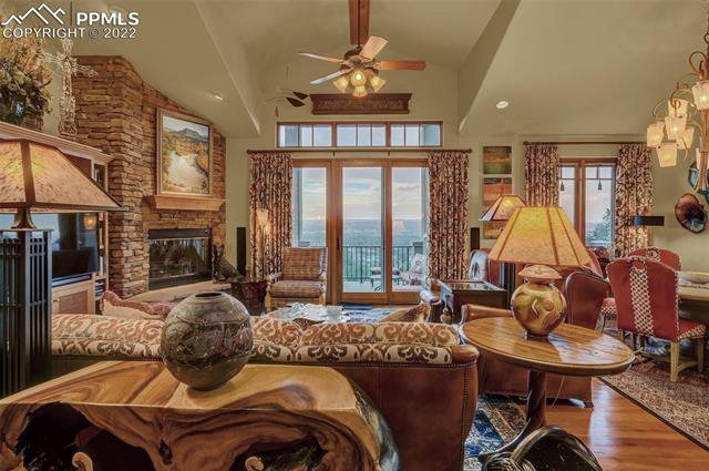 948 Manor Gate Point