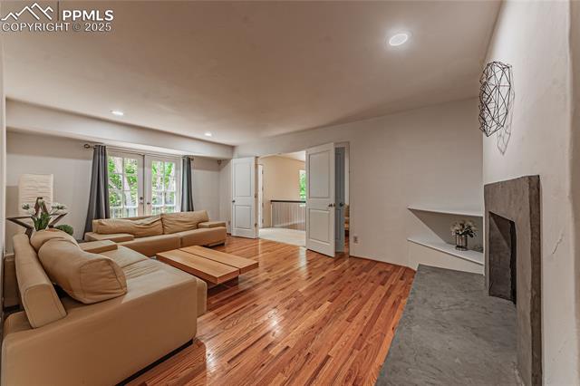 727 S Bear Paw Lane