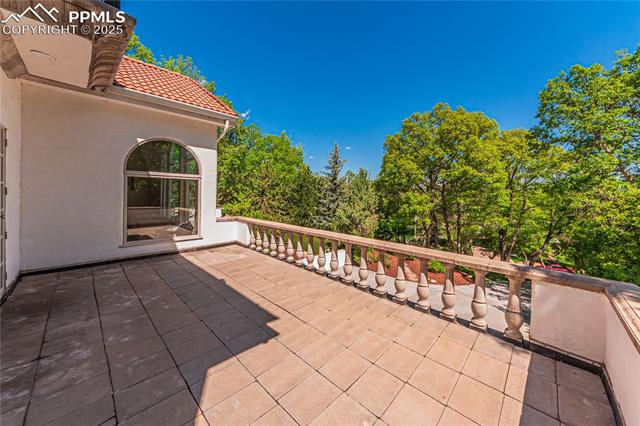 727 S Bear Paw Lane