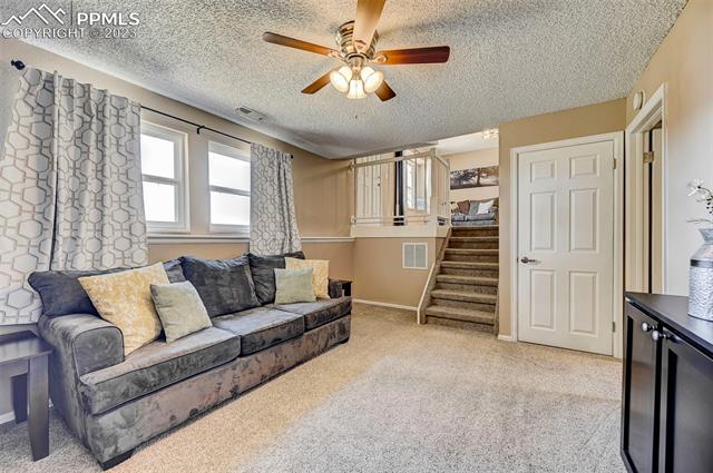 1918 W Flintlock Terrace