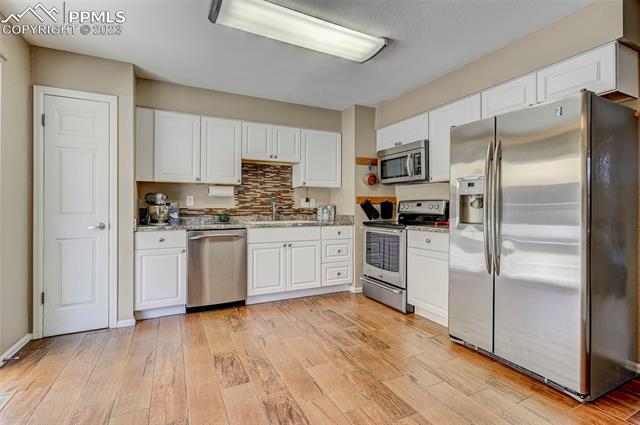 1918 W Flintlock Terrace