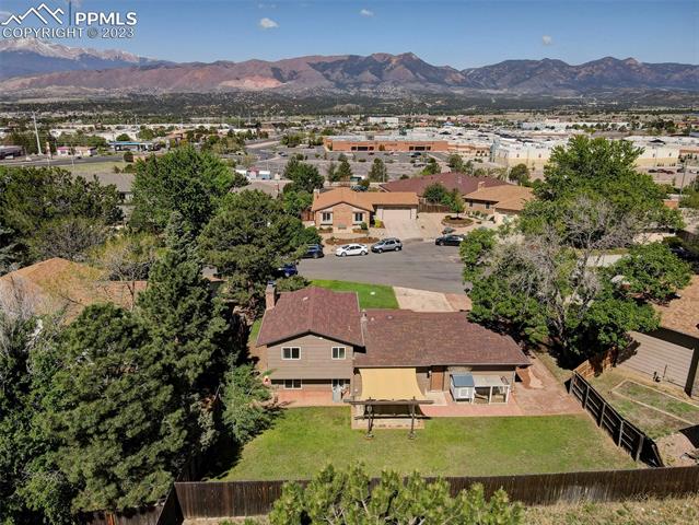 1918 W Flintlock Terrace