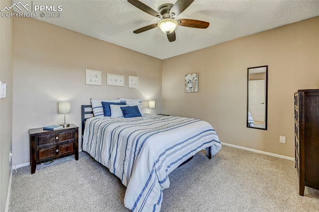 1918 W Flintlock Terrace