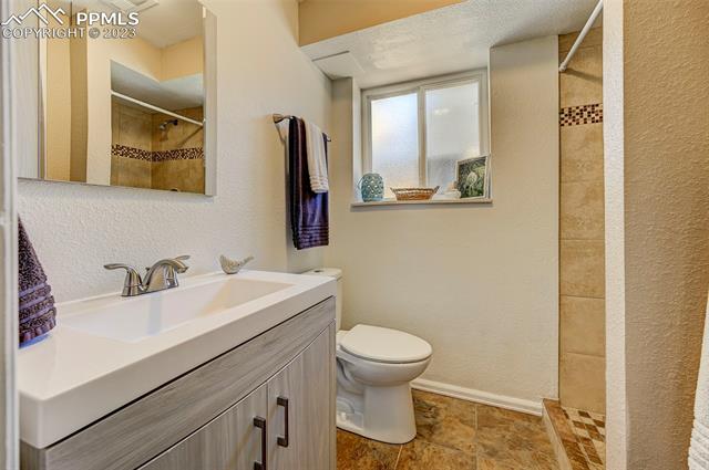 1918 W Flintlock Terrace