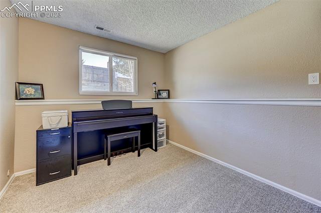 1918 W Flintlock Terrace