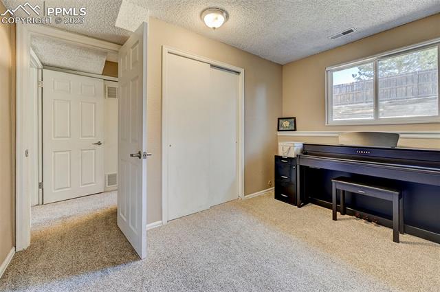 1918 W Flintlock Terrace