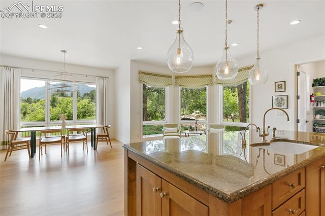 1735 Brantfeather Grove