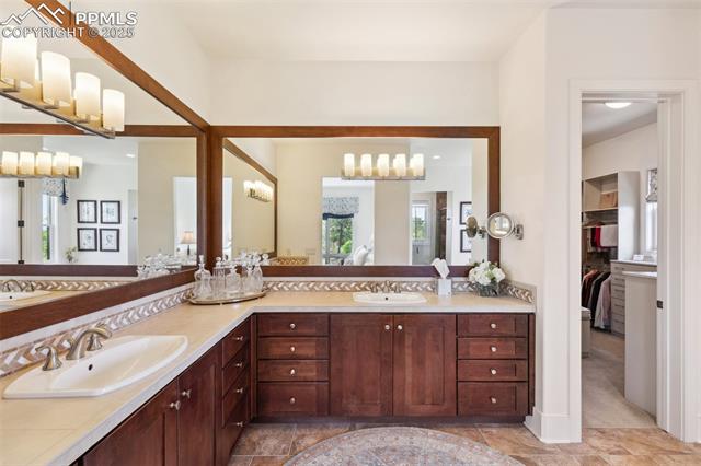 1735 Brantfeather Grove