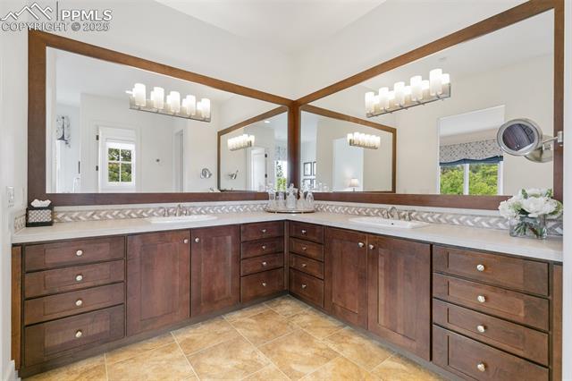 1735 Brantfeather Grove