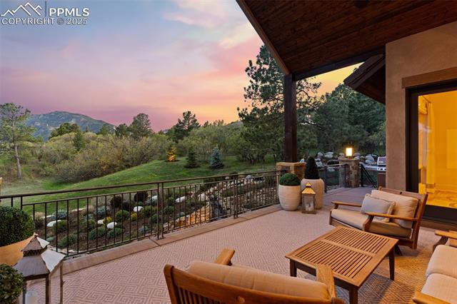 1735 Brantfeather Grove