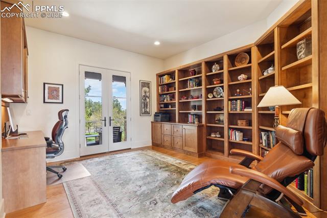 1735 Brantfeather Grove