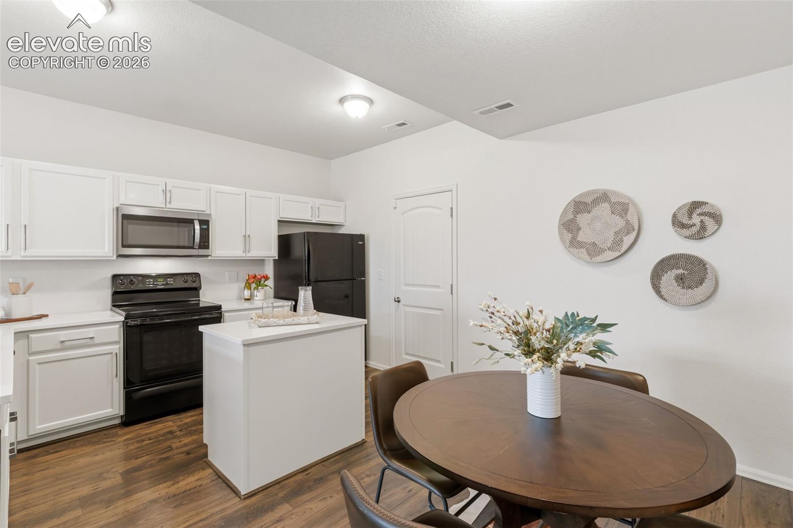 2163 St Claire Park Alley