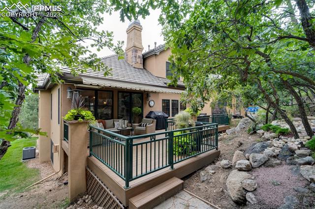 4495 Carriage House View