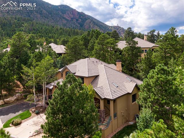 4495 Carriage House View