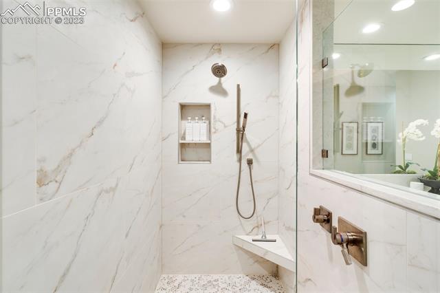 4495 Carriage House View