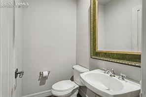 4480 Carriage House View