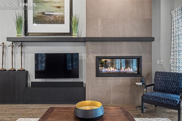 4480 Carriage House View