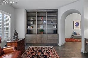 4480 Carriage House View