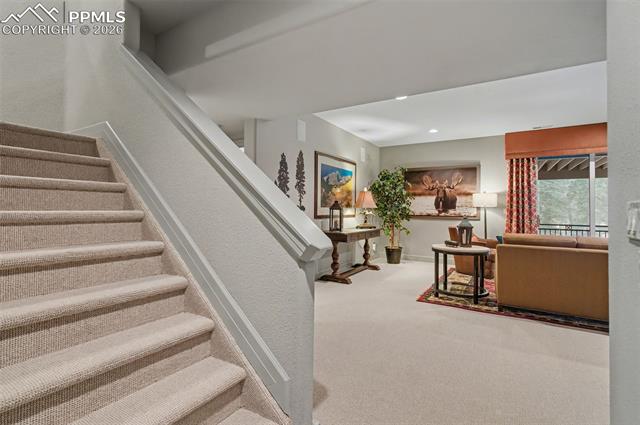 4480 Carriage House View