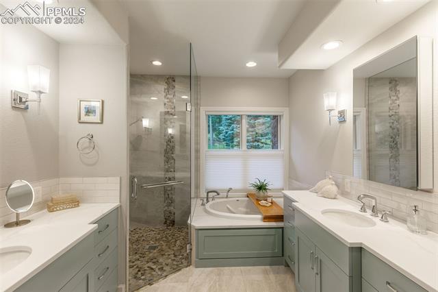 4420 Carriage House View