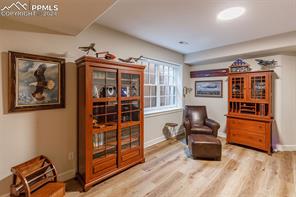 4420 Carriage House View